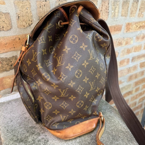 Authentic Louis Vuitton Authentic Vintage Montsouris Backpack - Picture 3 of 16